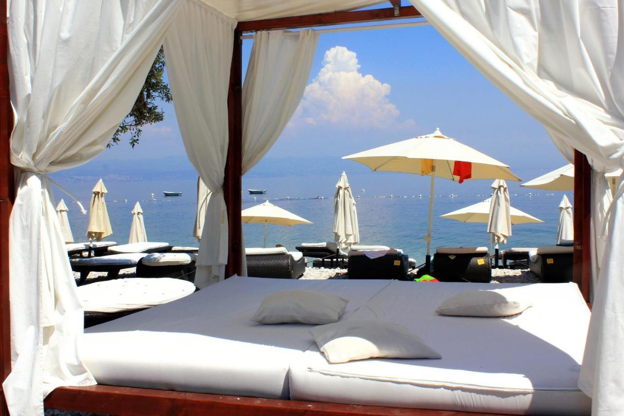 Apartments By The Sea Medveja, Opatija - 7720 Lovran Exteriör bild