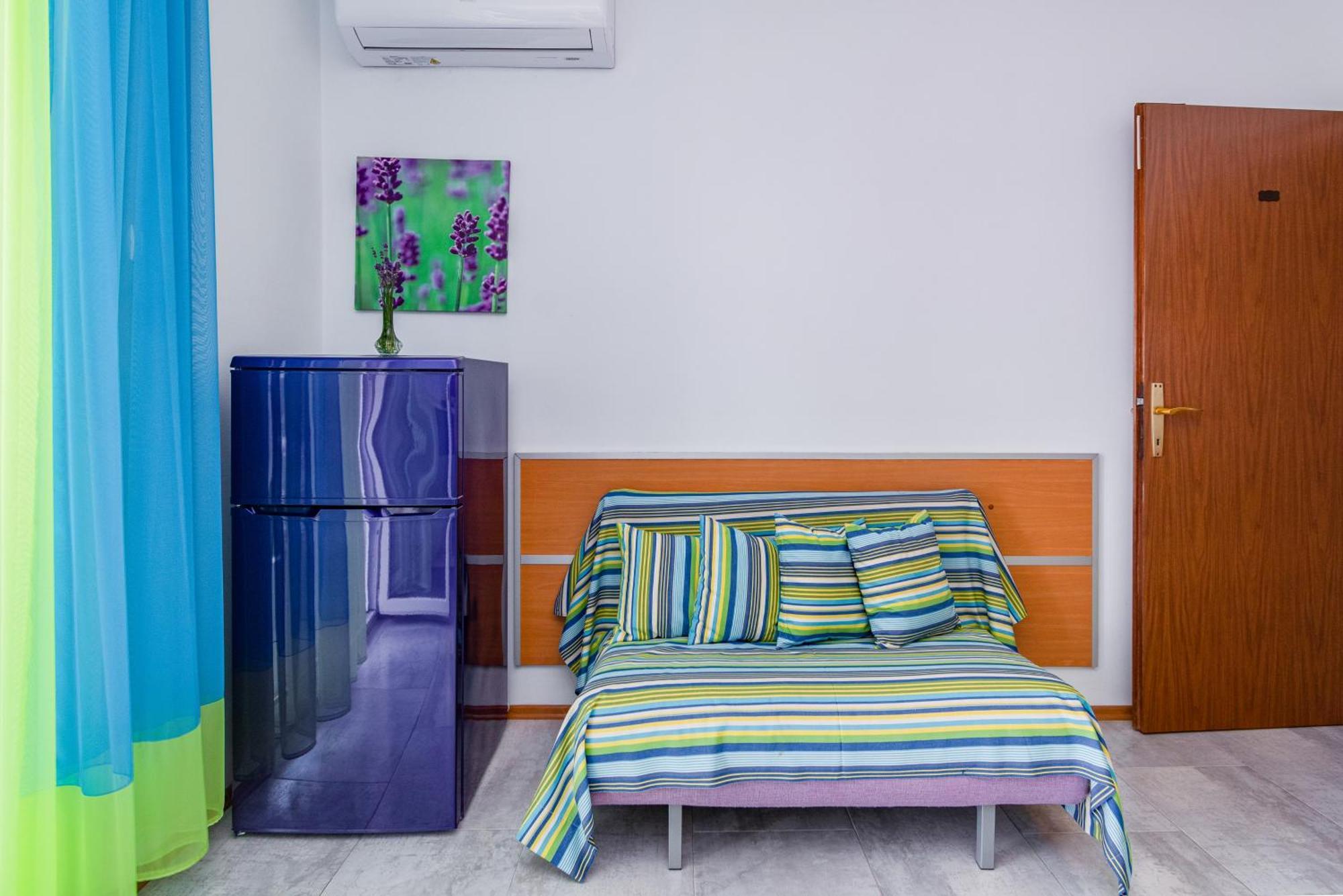 Apartments By The Sea Medveja, Opatija - 7720 Lovran Rum bild