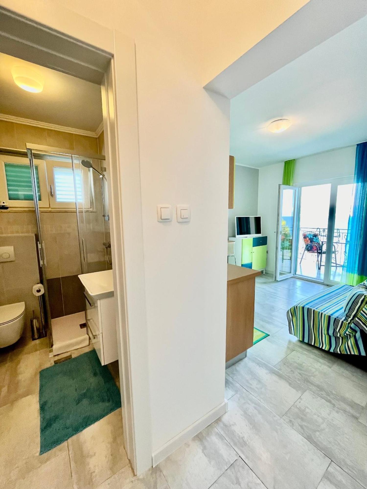 Apartments By The Sea Medveja, Opatija - 7720 Lovran Exteriör bild