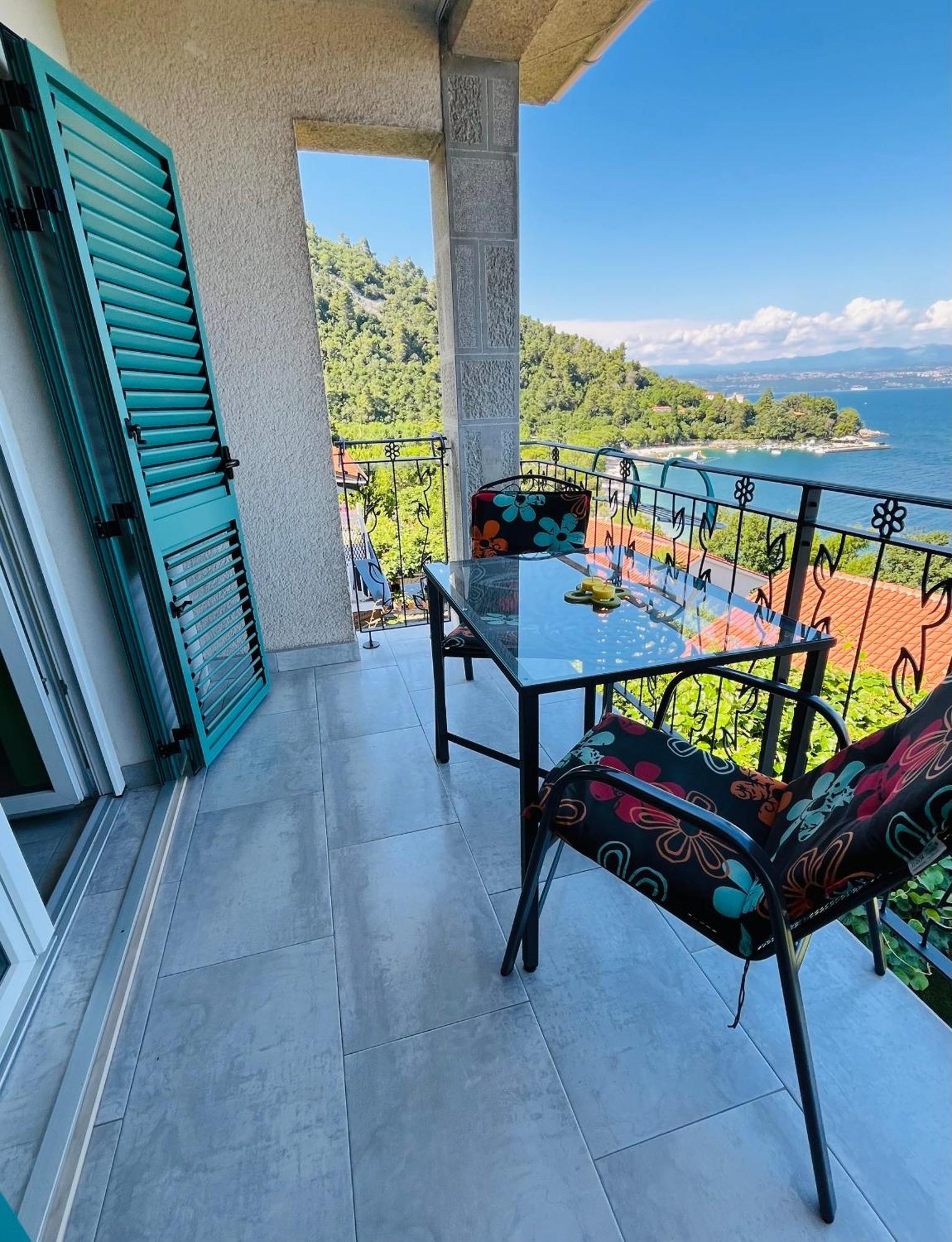 Apartments By The Sea Medveja, Opatija - 7720 Lovran Exteriör bild